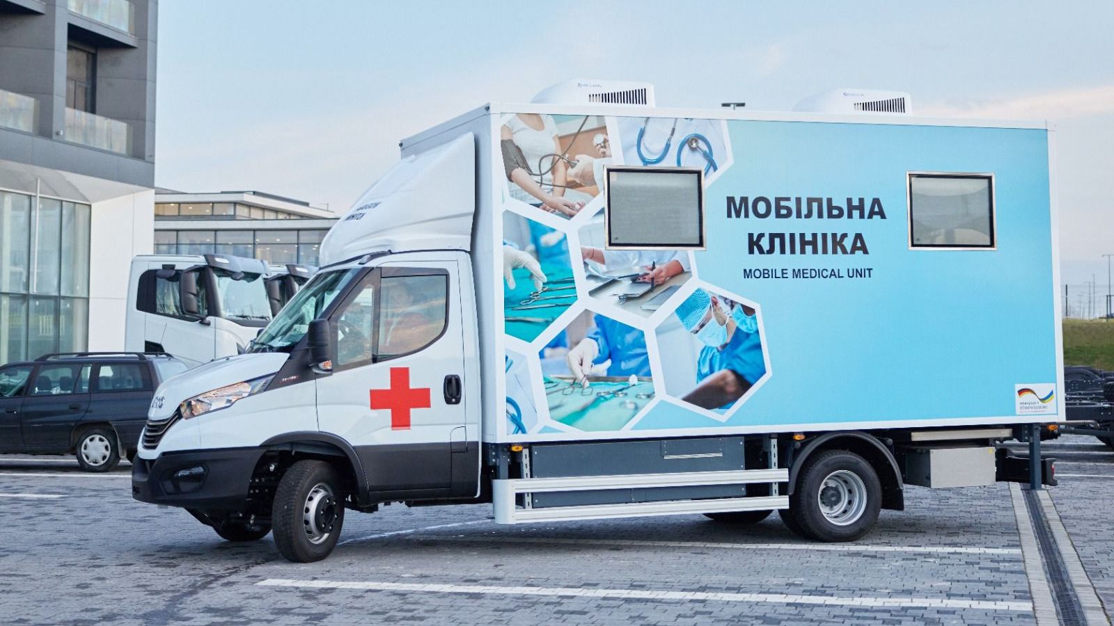 Українців 40+ мотивуватимуть на скринінг здоровʼя "фарбованими" грошима: інтервʼю з МОЗ